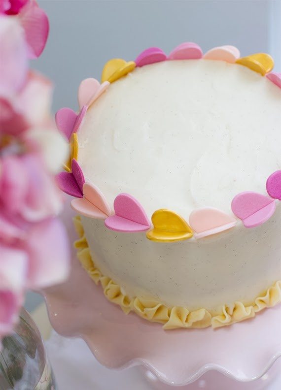 Tarta Pink Velvet Cake, rosa, aterciopelada y suave sabor a vainilla